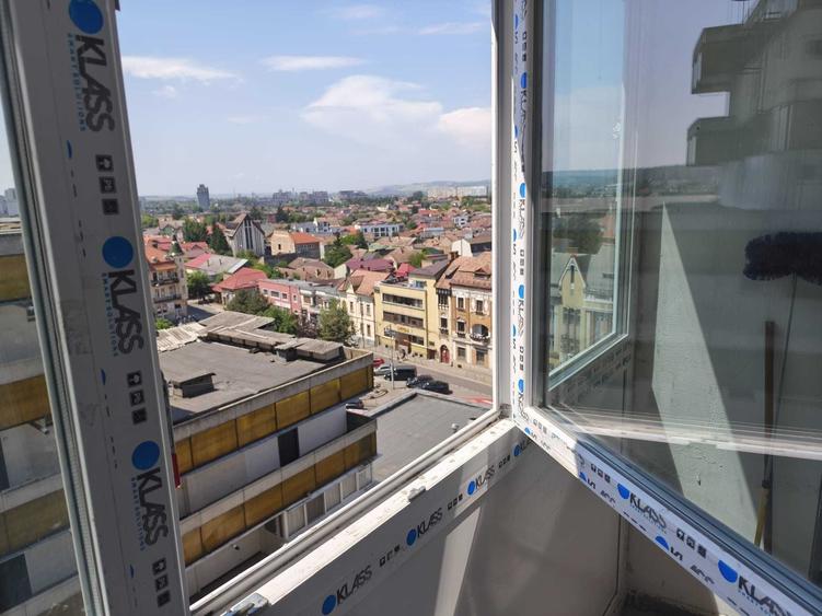 Apartament cu 1 camera ultarcentral in Piata Victoriei langa Hotel Grand cf.I, et 8/10. - 8