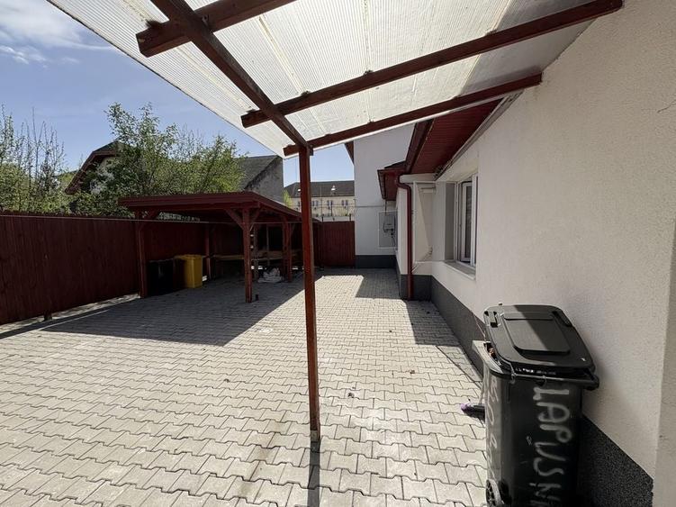 Casă cu 2 camere cu Teren 120 Mp în Central