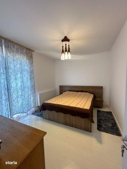 Casă cu 4 camere cu Teren 50 Mp în Central
