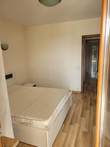 Apartament cu 2 camere semidecomandat, mobilat în Central