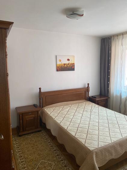 Apartament cu 2 camere semidecomandat în Banca Națională
