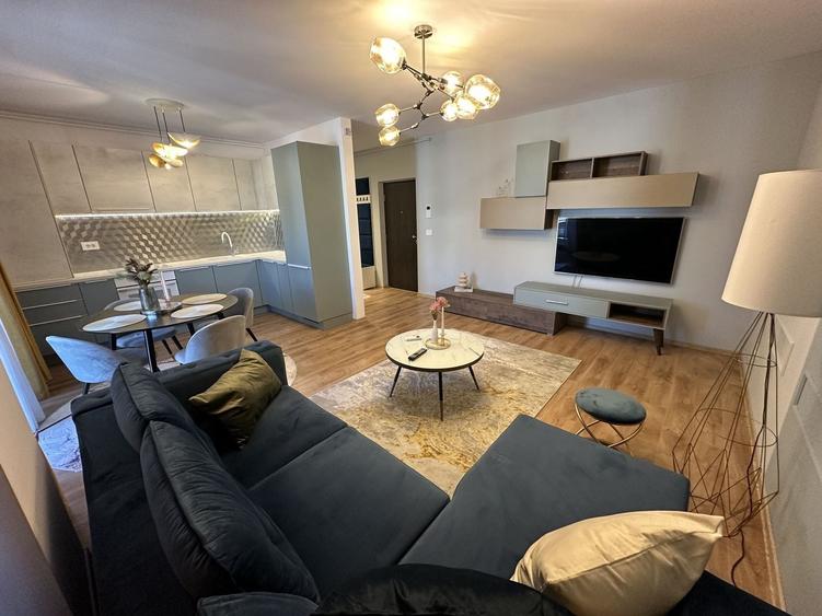 Apartament cu 2 camere decomandat în Aradului