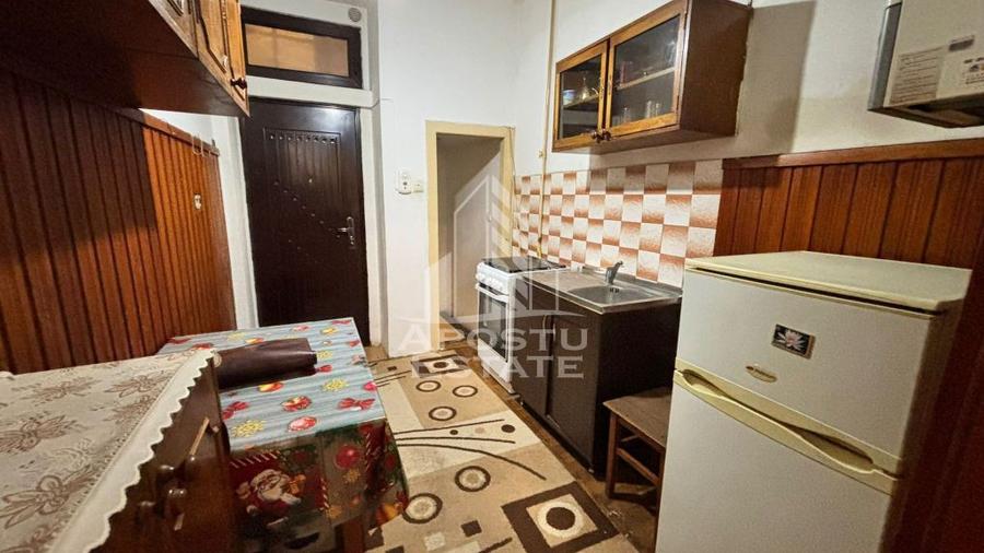 Apartament cu 2 camere in zona Iosefin, centrala termica - 1