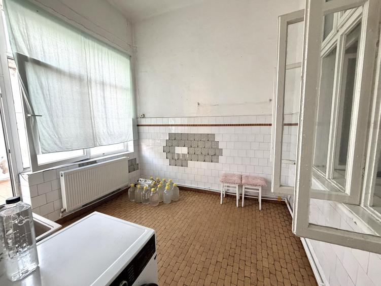 Apartament Ultracentral de Vânzare – 6 Camere – 235 mp - 22