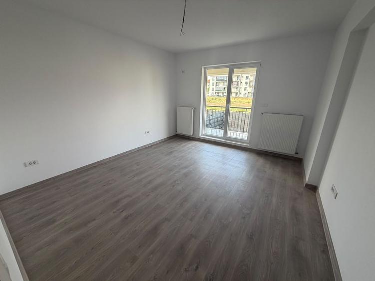 Apartament cu 3 camere decomandat în Fundeni