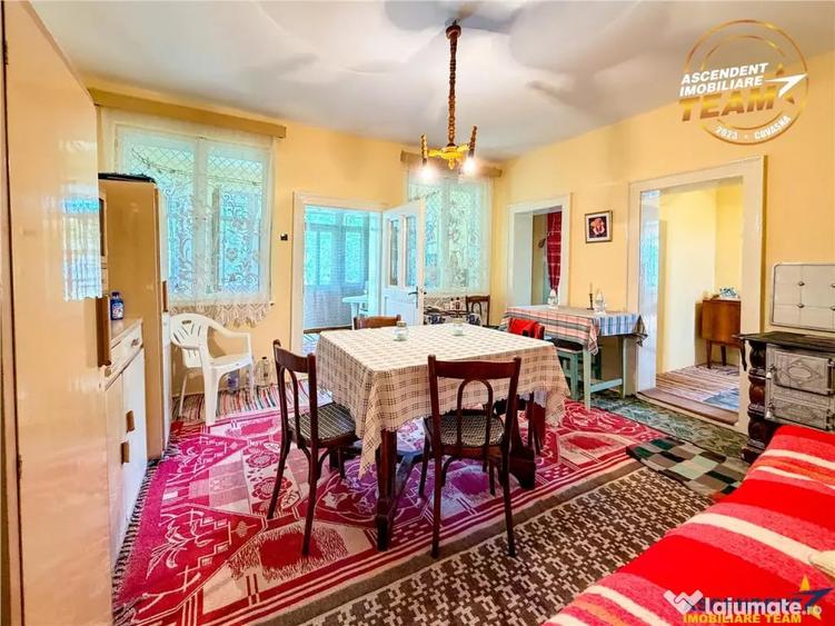 Casă cu 6 camere cu Teren 1911 Mp în Ilieni