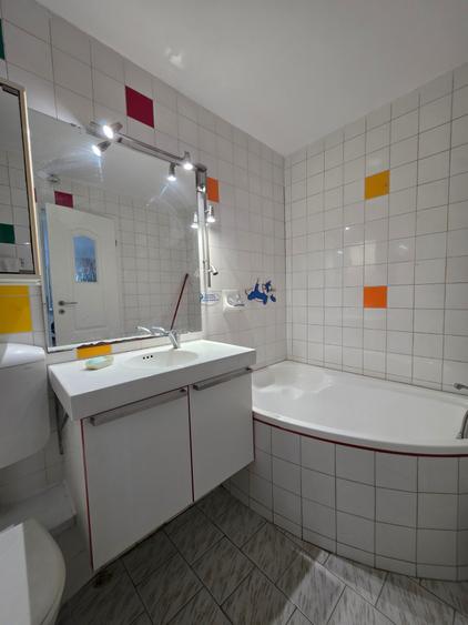 Apartament cu 2 camere semidecomandat în Turda