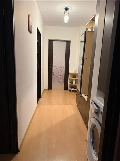 Apartament cu 2 camere decomandat, mobilat în P-ța Mihai Viteazu