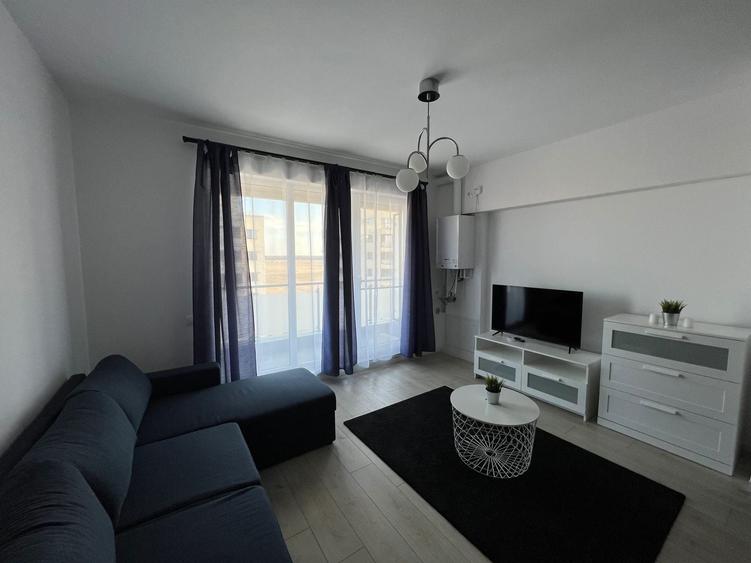 Apartament cu 2 camere semidecomandat, mobilat în Pipera