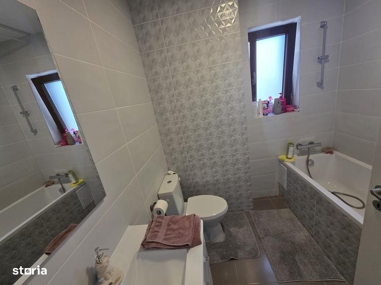 Apartament cu 3 camere în Miroslava