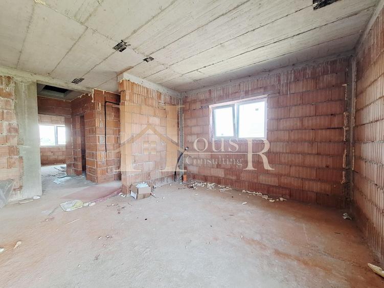 Duplex cu 3 camere cu Canalizare în Urseni