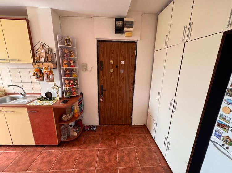 Apartament cu 2 camere în Drumul Taberei