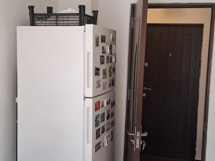 Apartament cu 2 camere decomandat în Colentina