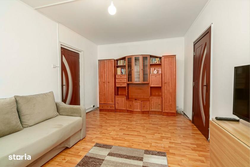 Apartament cu 2 camere semidecomandat, mobilat în Prelungirea Ghencea
