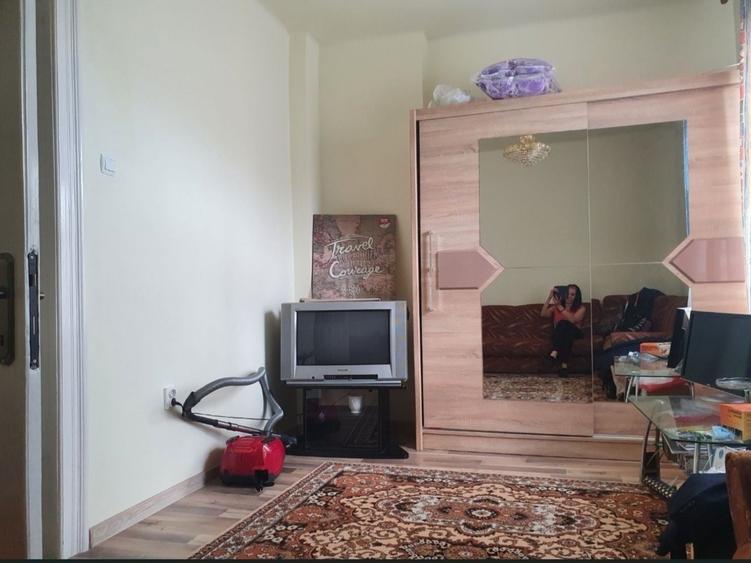 Casă cu 3 camere cu Teren 300 Mp în Central
