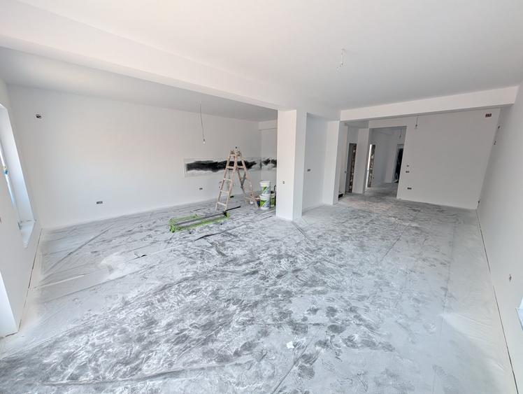 Casă individuală cu 5 camere cu Canalizare în Tunari