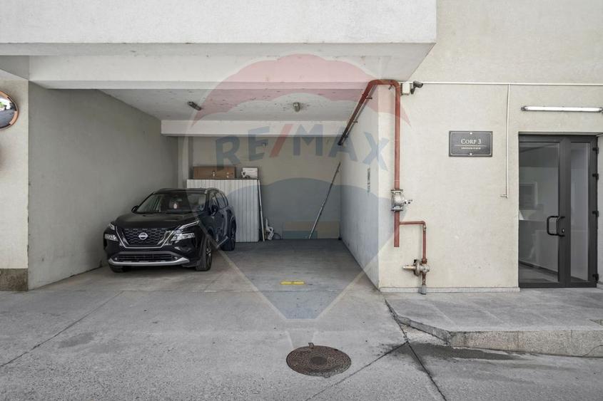 Apartament cu 2 camere semidecomandat, mobilat în Centrul Civic