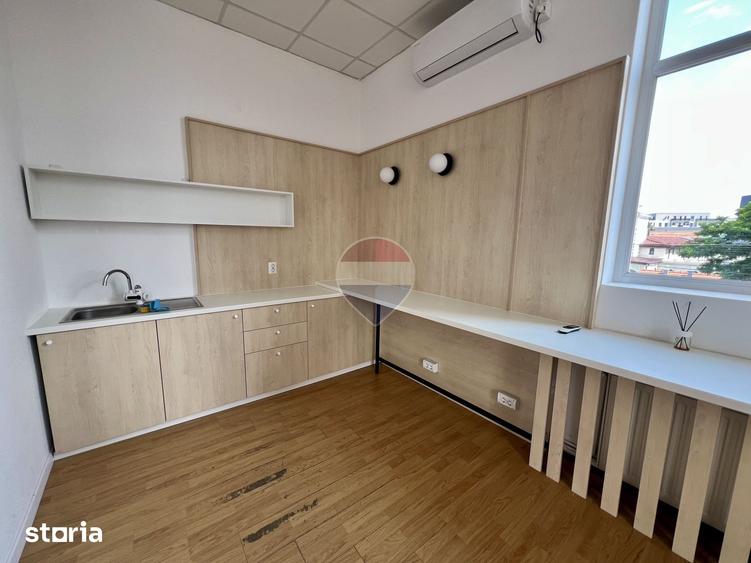 Spațiu comercial, de 77 mp, în Lazaret