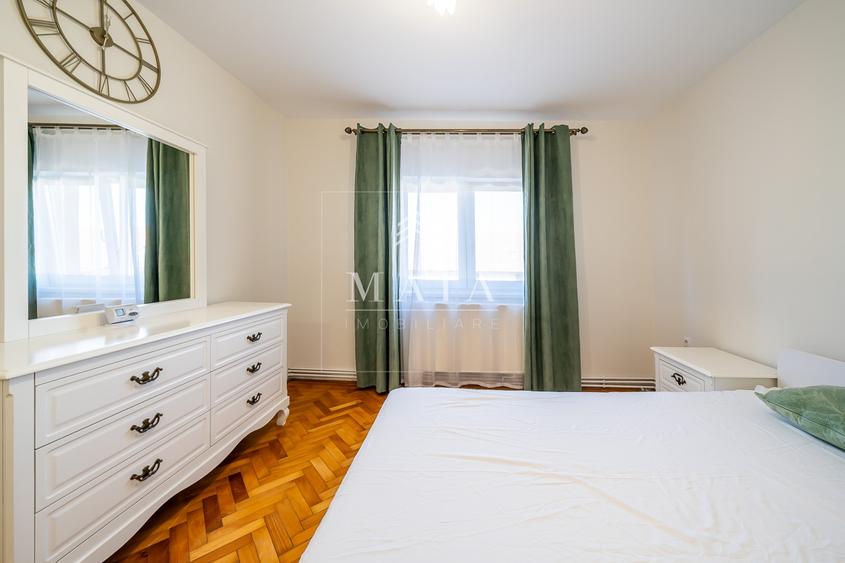 Apartament cu 3 camere decomandat în Central