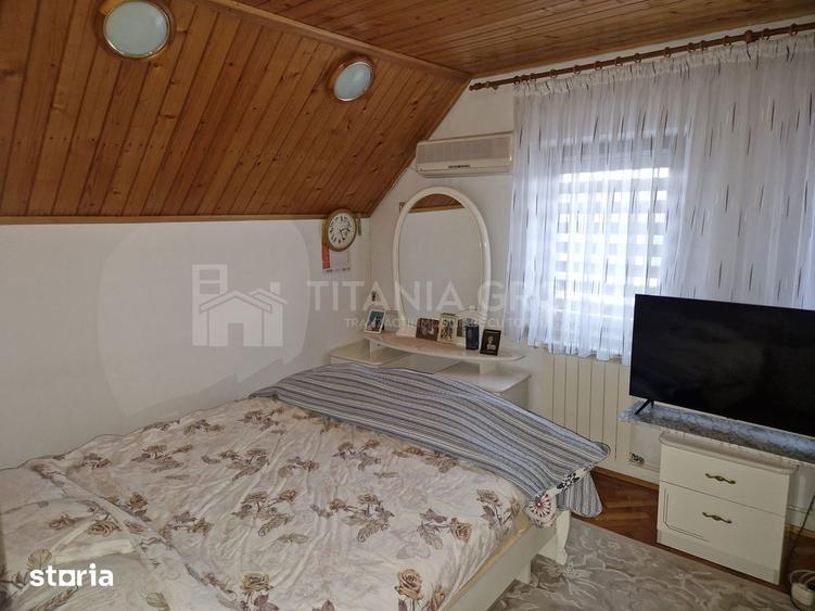 Casă cu 5 camere cu Canalizare în Central