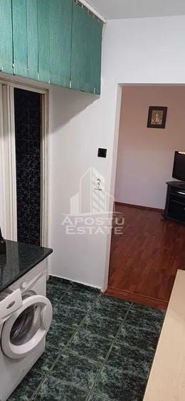 Apartament cu 2 camere, etaj 4 cu acoperis, zona Dacia - 5