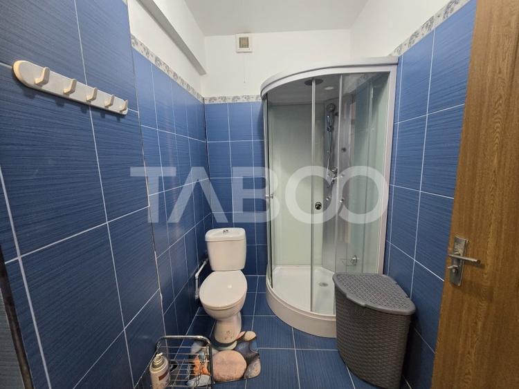 Penthouse cu 3 camere decomandat, mobilat în Mihai Viteazul
