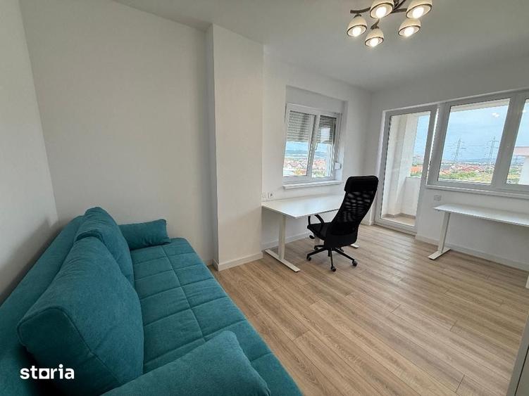 Apartament cu 3 camere în Cetate