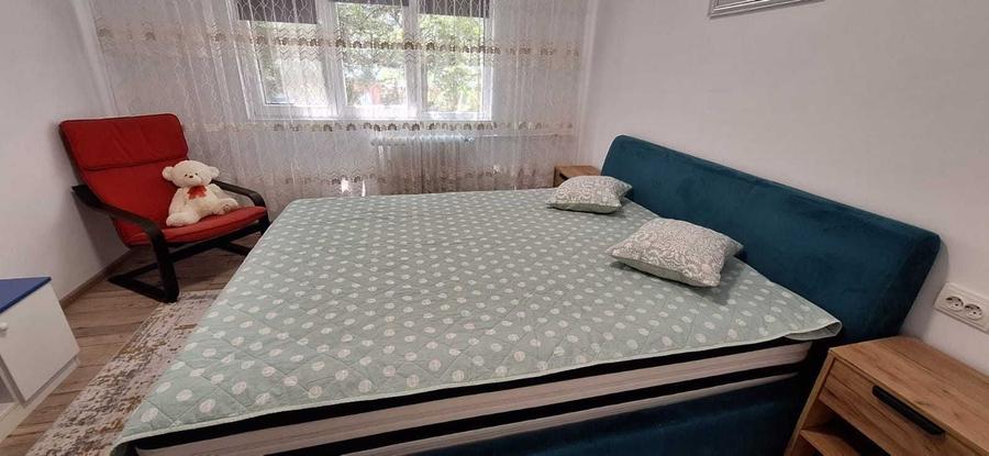 Apartament cu 2 camere decomandat în Titan