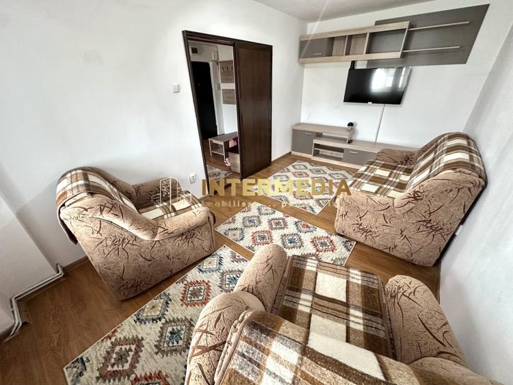 Apartament cu 2 camere decomandat, mobilat în Industrială