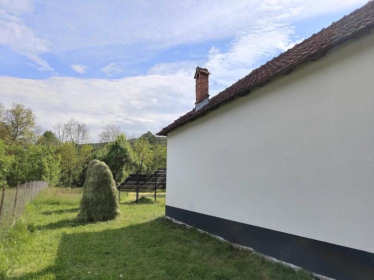 Casă cu 3 camere cu Teren 1500 Mp în Capu Piscului (Godeni)
