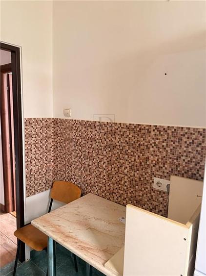 Apartament cu 2 camere decomandat, mobilat în Ronaț