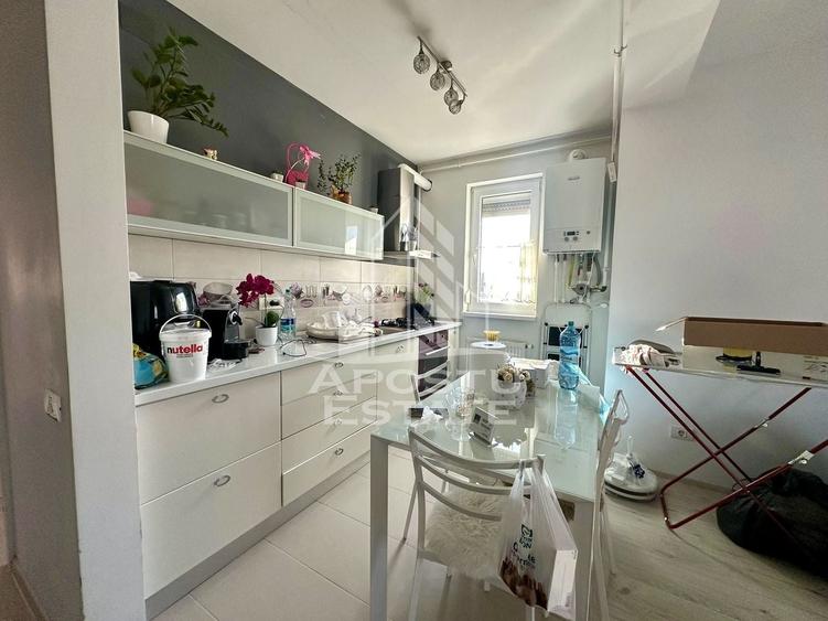 Apartament cu 2 camere de vanzare, complet mobilat si utilat, Giroc - 5