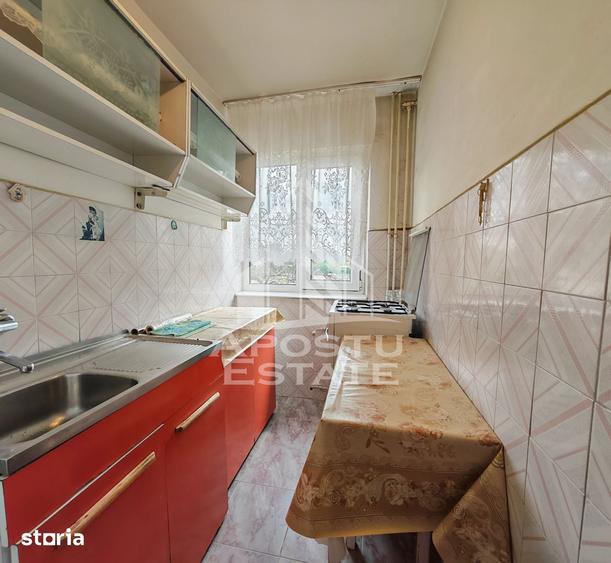 Apartament de vanzare, etaj 3, zona Circumvalatiunii, Timisoara - 2
