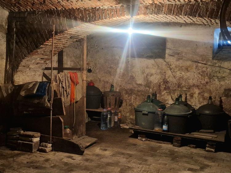 Casă individuală cu 4 camere cu Canalizare în Cristian