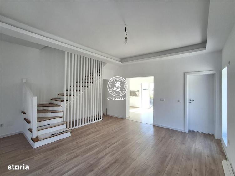 Casă cu 4 camere în Rediu