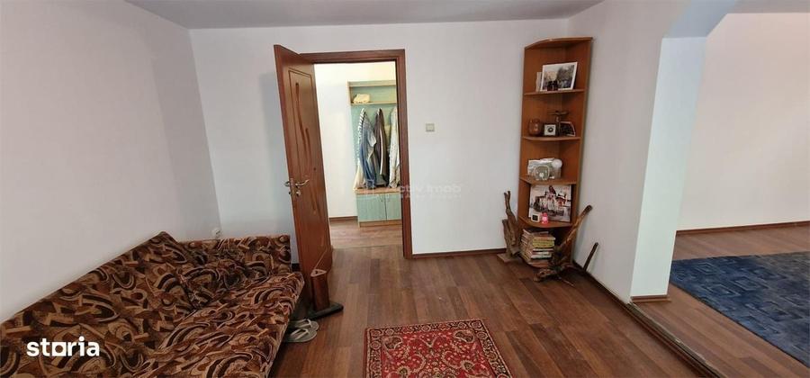 Casă cu 4 camere în Marginea