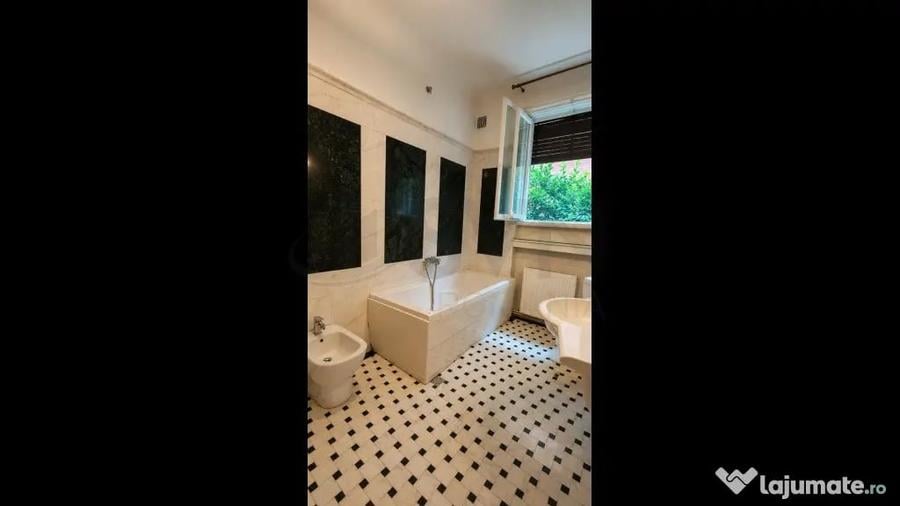 Apartament cu 6 camere semidecomandat în Dorobanți