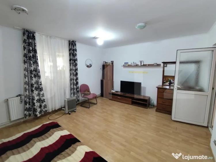 Cladire 460 mp utili, 14500 mp teren INTRAVILAN - 10