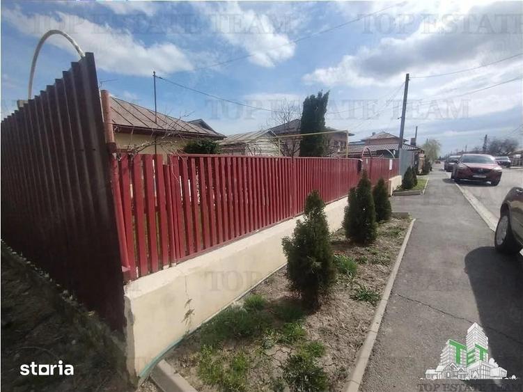 Casă cu 5 camere cu Teren 700 Mp în 1 Decembrie