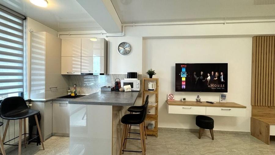 Apartament semidecomandat în Nord
