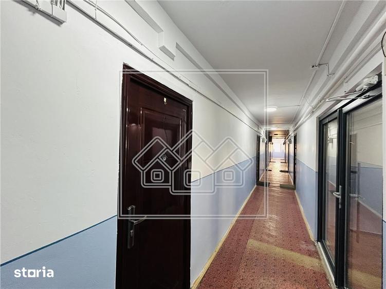 Garsonieră decomandată în Vasile Aaron