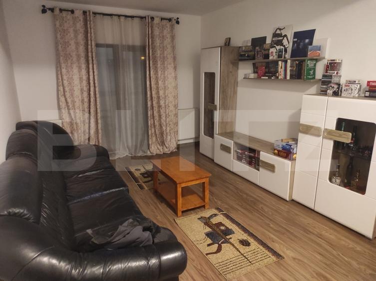 Apartament cu 3 camere decomandat, mobilat în Valea Lupului