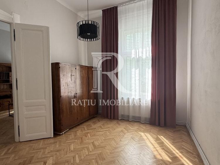 Casă cu 4 camere cu Canalizare în Eminescu