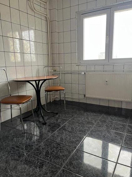Apartament cu 3 camere decomandat în Parcul Circului