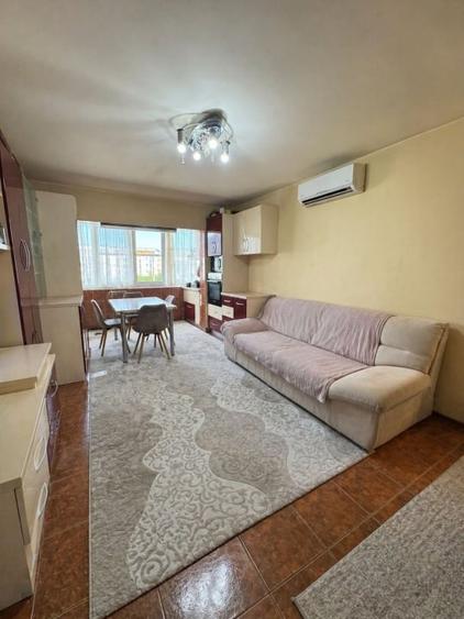 Apartament cu 2 camere decomandat, mobilat în Hotvon