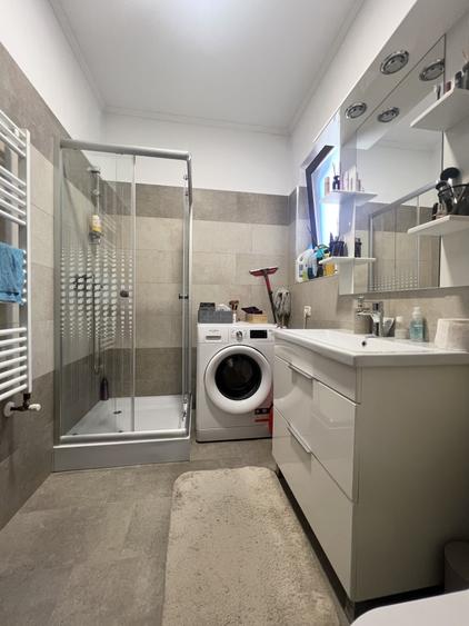 Penthouse cu 3 camere decomandat, mobilat în Giroc