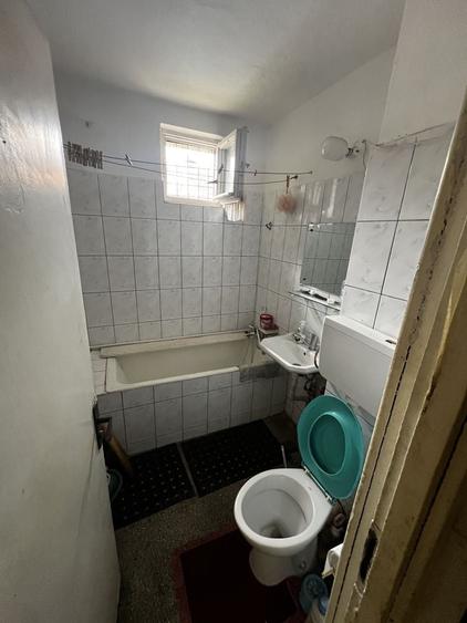 Apartament cu 2 camere semidecomandat în Oltenița