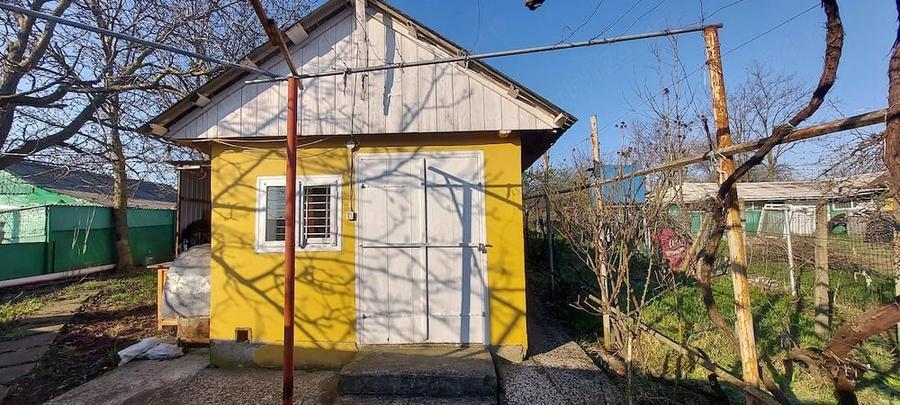 Casă cu 5 camere cu Teren 15000 Mp în Șoldănești