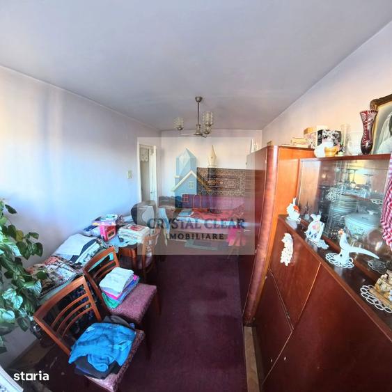 Apartament cu 3 camere decomandat în 1848