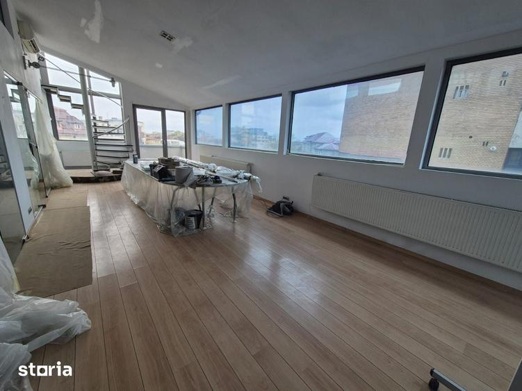 Spațiu comercial, de 680 mp, în Moșilor